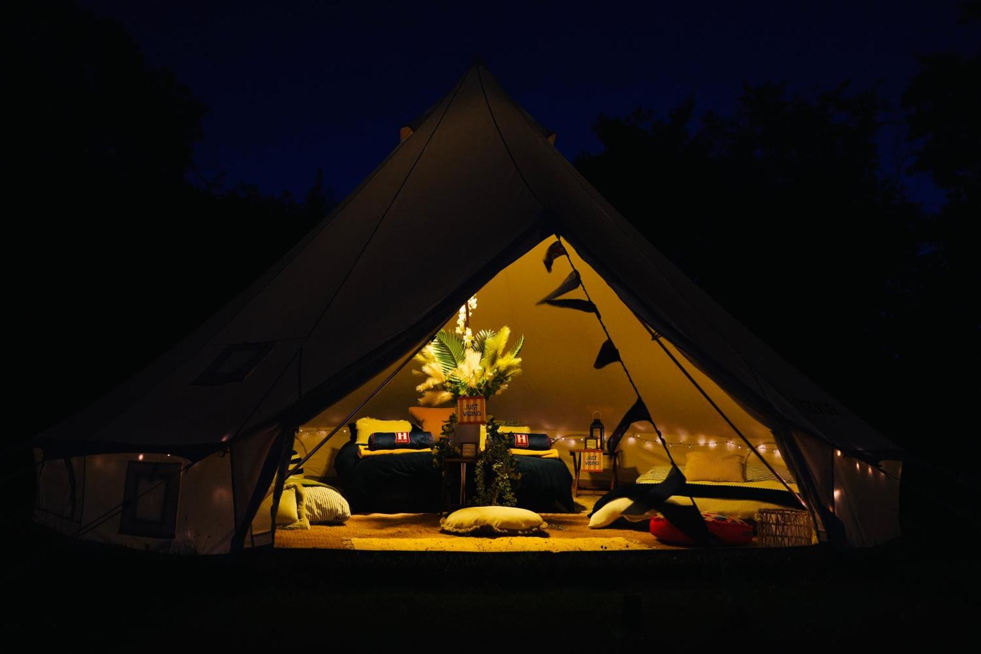Luxury tent Cayoretreat Luxury Bell Tent Clodock